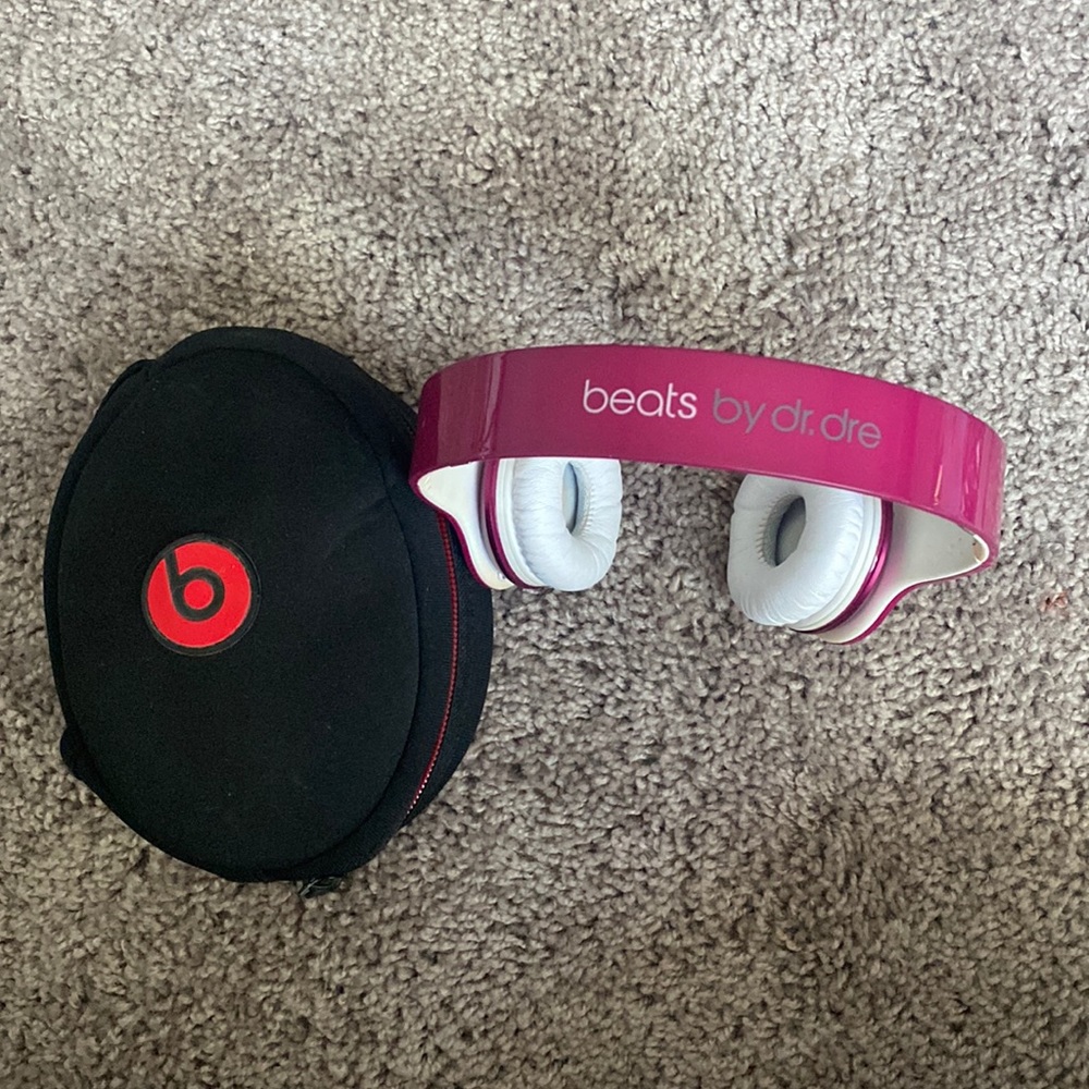 Beats by Dr Dre - pink colored